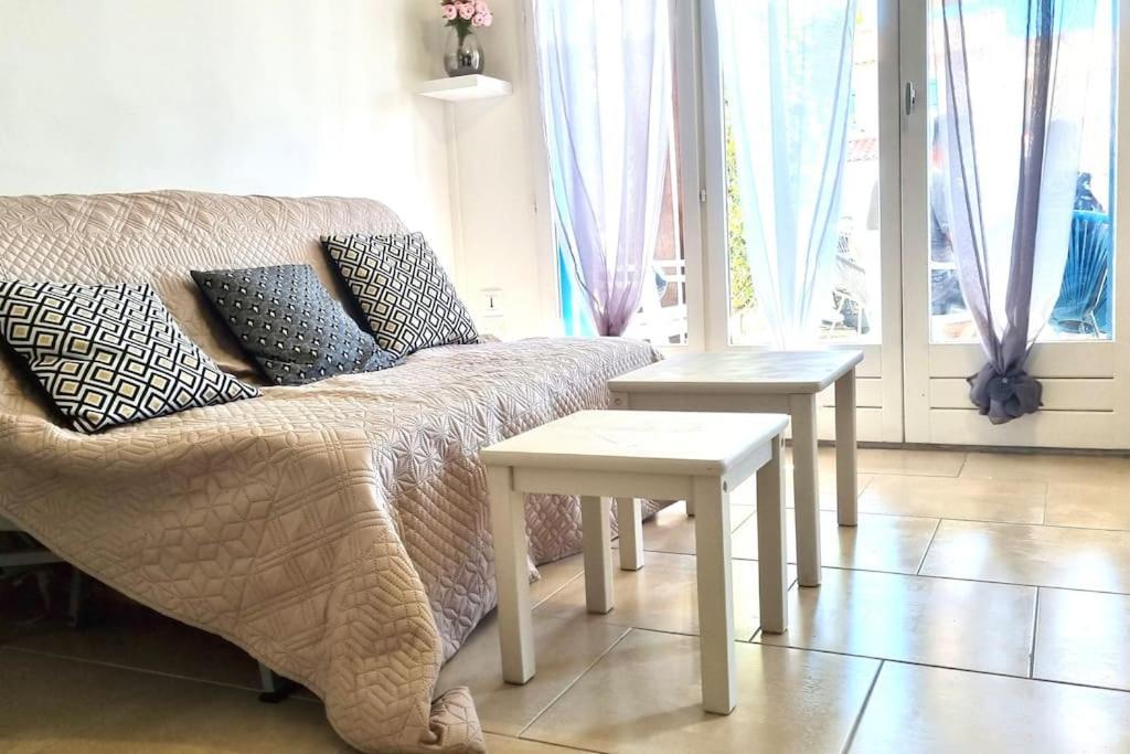 Chez Laura Et Benjamin ! Maison A La Plage Climatisee Фронтиньян Экстерьер фото