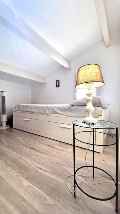 Chez Laura Et Benjamin ! Maison A La Plage Climatisee Фронтиньян Экстерьер фото